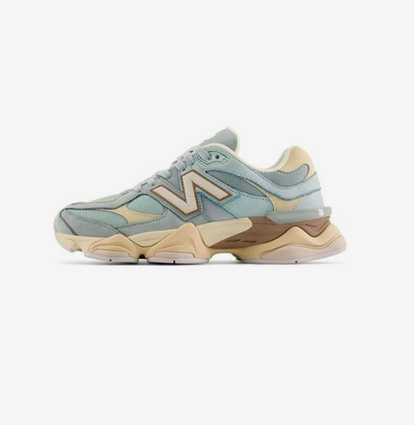 New Balance " Blue Haze"- 9060