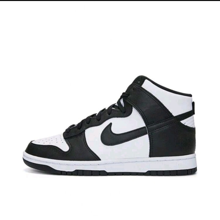 Nike Dunk Hi Retro Sneakers